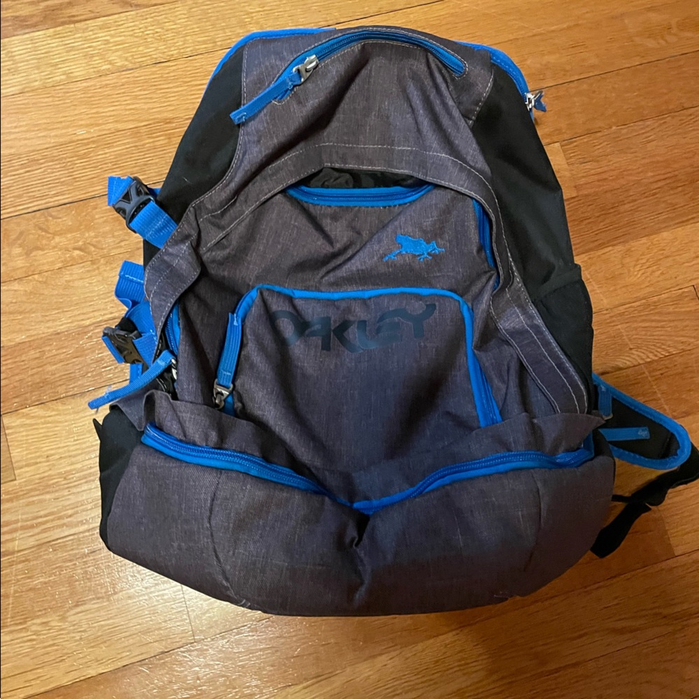 Oakley backpack with cooler and tablet pockets